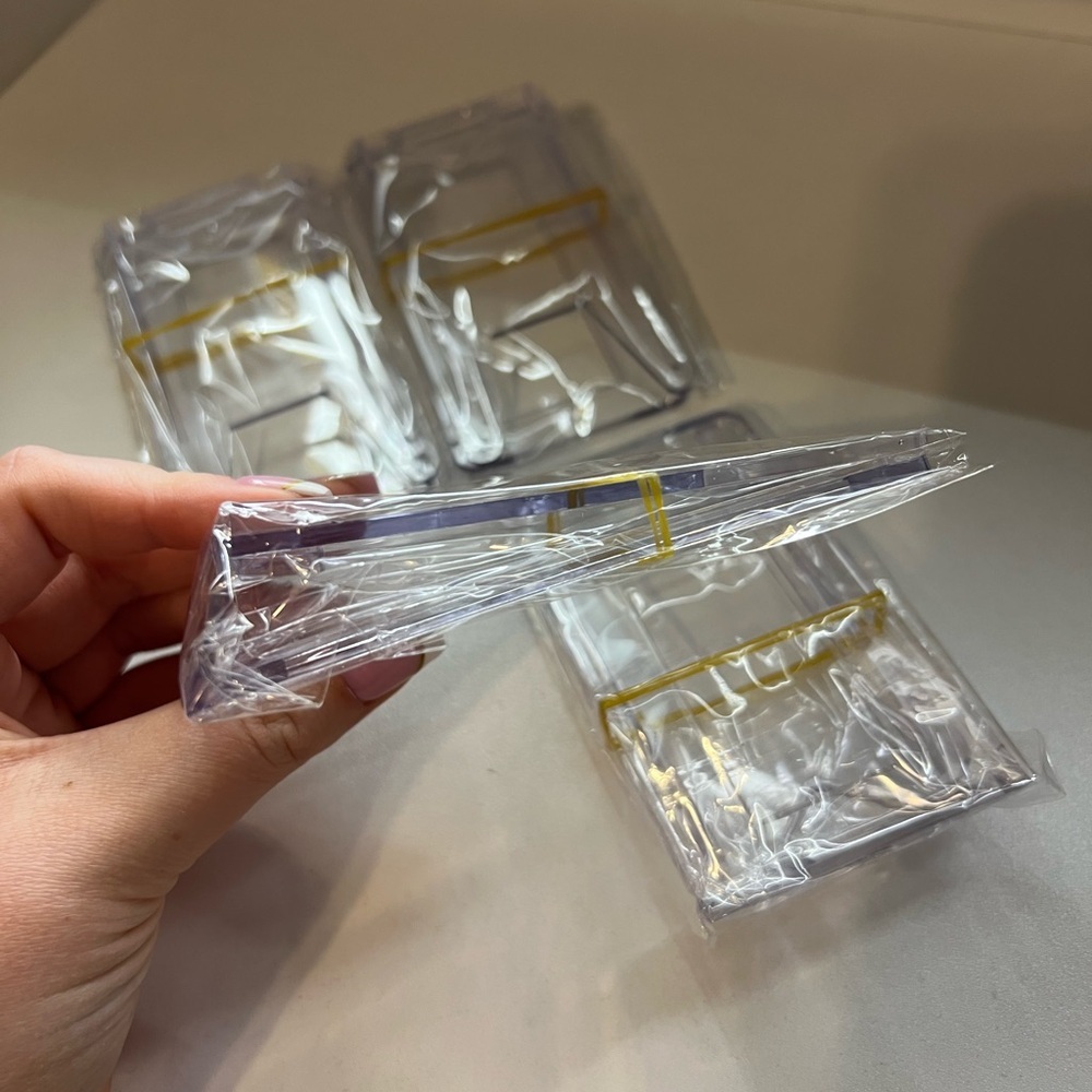 Clear Adjustable Acrylic Display Stand - Picture 7 of 9